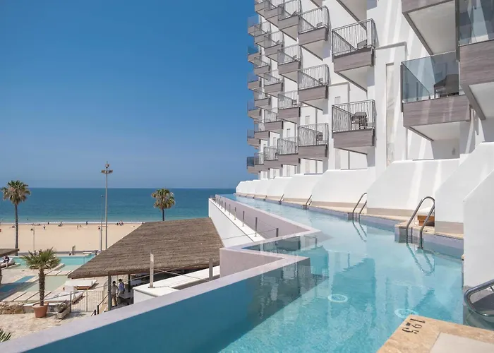 Cadiz Bahia By QhotelsSpa Hotel